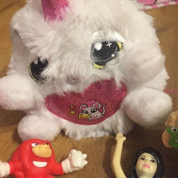 Random Mini Toys - Picture 7 of 8